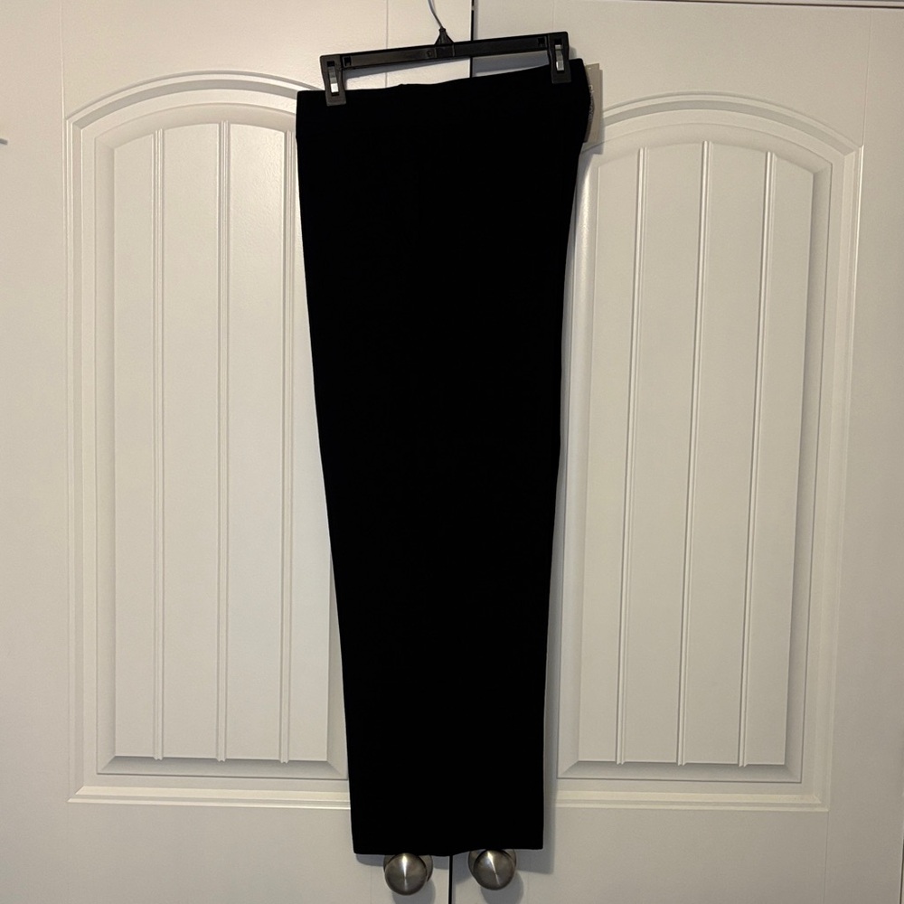 Chico’s Black Zynergy sweater Knit Pants- Size 2 NWT